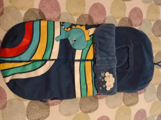 Saco para Silla de Paseo Tuctuc Dinosaurio Arcoíri