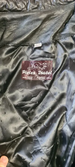 Chaqueta de cuero negra