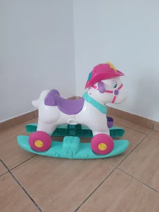 Caballito balancín Chicco para niños