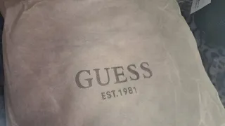 Mochila Guess Blanca y Negra