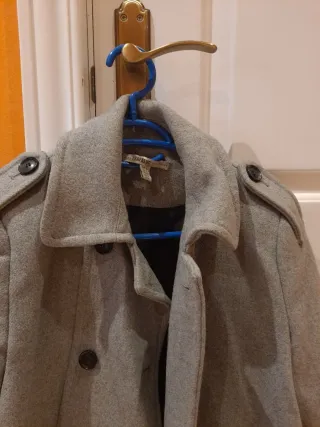 Abrigo gris TRAFALUC