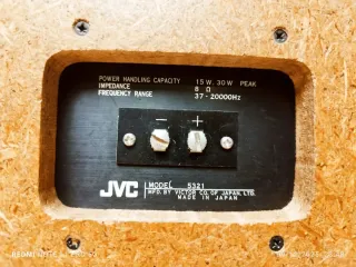 JVC-5321 MADE IN JAPAN  AÑO 1972.  ALTAVOCES.
