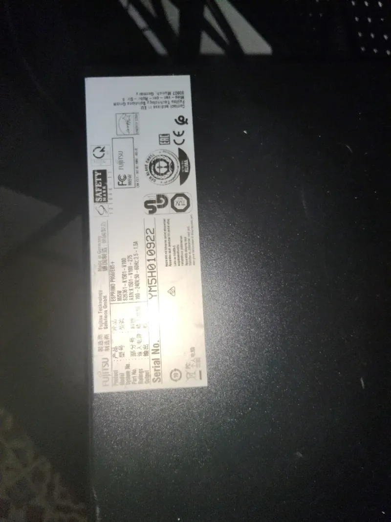PC de escritorio Fujitsu Esprimo P950/E85+ afbeelding 2