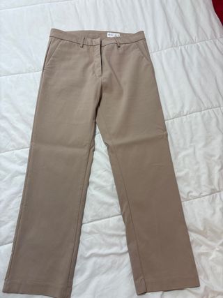 Pantalones beige