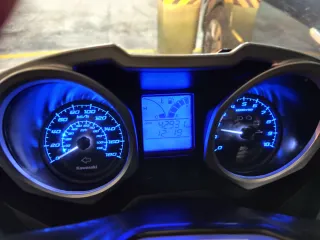 Kawasaki J300 Maxi Scooter Negra/Gris