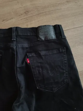 Pantalones Levis Negros ajustados