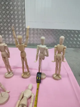 Lote 10 Maniquíes Articulados Madera