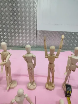 Lote 10 Maniquíes Articulados Madera