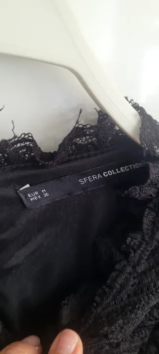 Blusa Sfera Encaje Negro Talla M