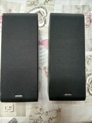 Altavoces Denon Negro