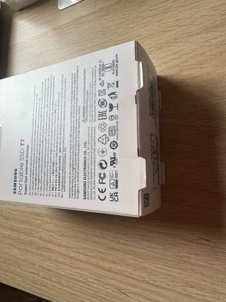 Samsung SSD T7 Portátil 2TB (a estrenar)