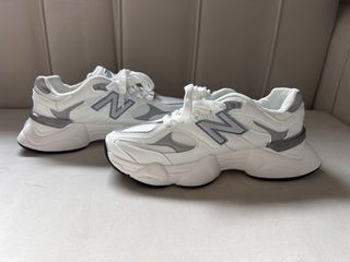 Zapatillas New Balance Blancas y Grises
