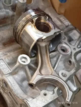 Pistón Subaru Forester SH EE20 2010