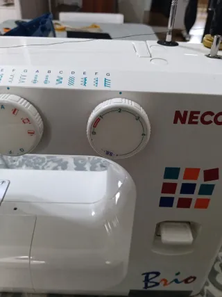 Macchina da cucire Necchi Brio semi professionale