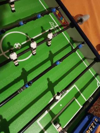 Futbolín de mesa básico