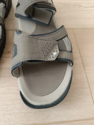 Sandalias senderismo Quechua Decathlon beige/gris