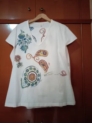 Ropa variada talla 44-46. Alguna sin estrenar