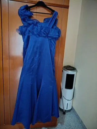 Ropa variada talla 44-46. Alguna sin estrenar