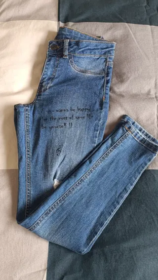 Pantalones vaqueros pitillo Calzedonia