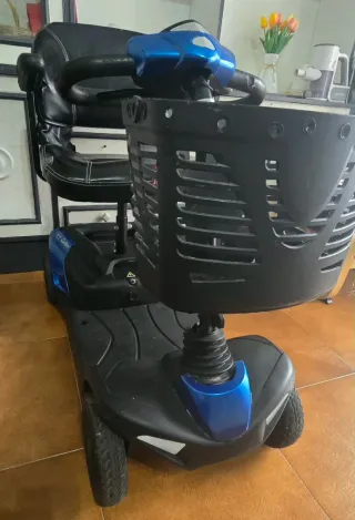 SCOOTERS SILLA DE RUEDAS ELÉCTRICA