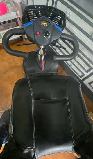 SCOOTERS SILLA DE RUEDAS ELÉCTRICA