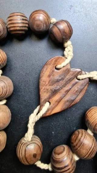 Rosario grande de madera