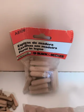 Lote espigas madera varias medidas