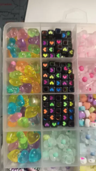 Abalorios per bracciali e collane