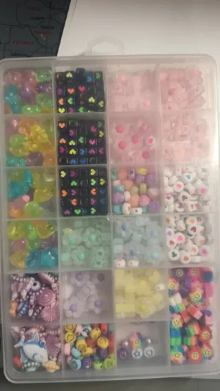 Abalorios per bracciali e collane