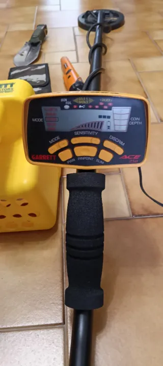 Metal detector Garrett ACE 250
