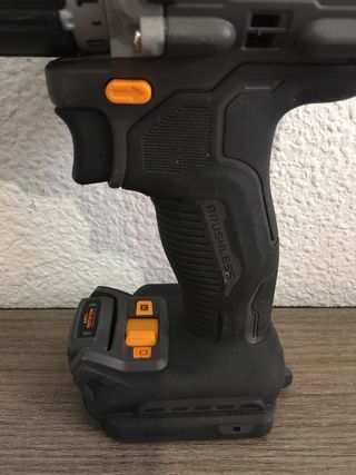 Taladro Original DeWalt DCD85M Edicion McLaren