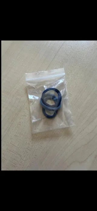 Elastici per capelli blu