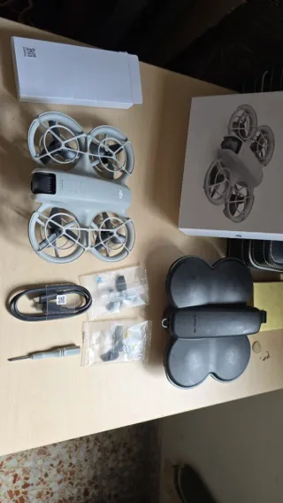 Dron DJI Neo como nuevo