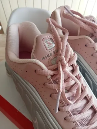 Zapatillas Nike Shox R4 Rosa y Plata