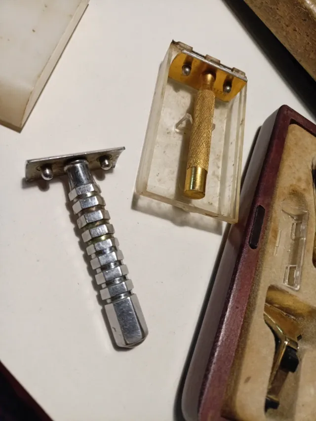 3 Máquinas de Afeitar Antiguas Colección