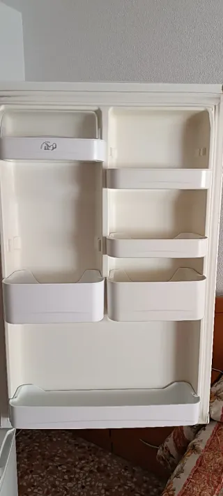 Nevera Daewoo blanca