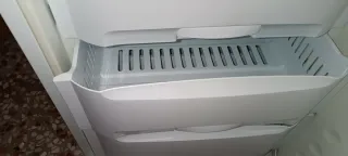 Nevera Daewoo blanca