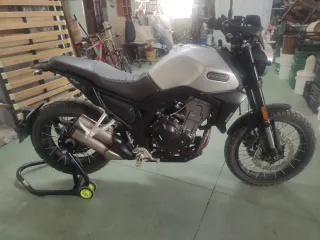 Moto Macbor Eigth Miller 500 más equipada