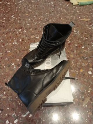 Botas de vestir negras