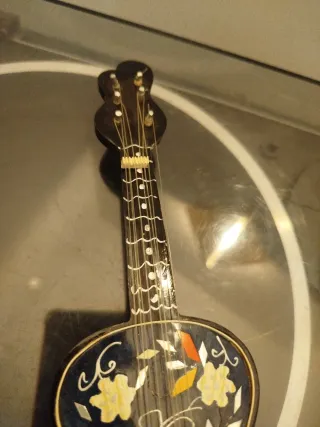 Piccolo carillon vintage decorato