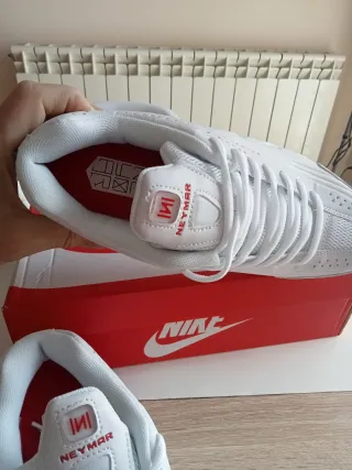 Zapatillas Nike Shox Blancas y Rojas