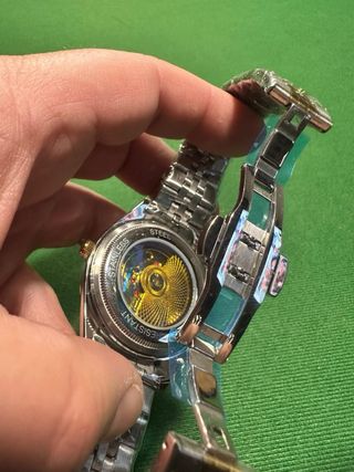 Reloj automático  tipo Wimbledon