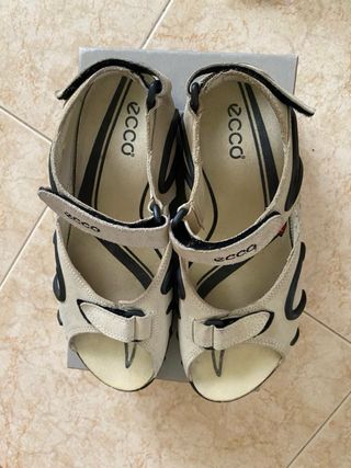 Sandalias ECCO Beige/Negro Talla 38