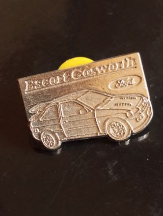 Pin Ford Escort Cosworth