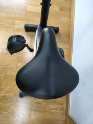 Bicicleta Estática Essential +