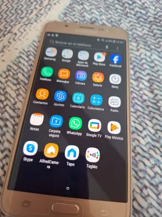 Samsung Galaxy J7 Dorado