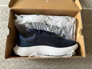 Botas Under Armour Azul y Blanco