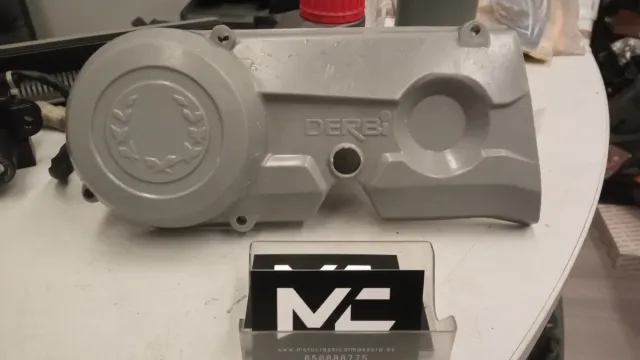 Tapa Motor Izq. Derbi Variant Gris