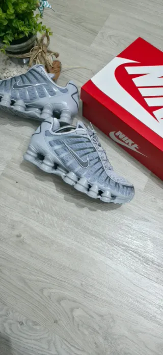 Nike Shox TL Gris Plata