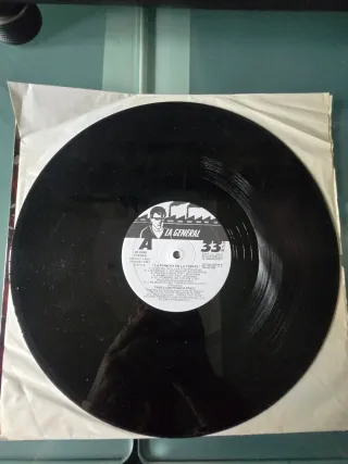 Pabellón Psiquiátrico - La Primera en la Frente